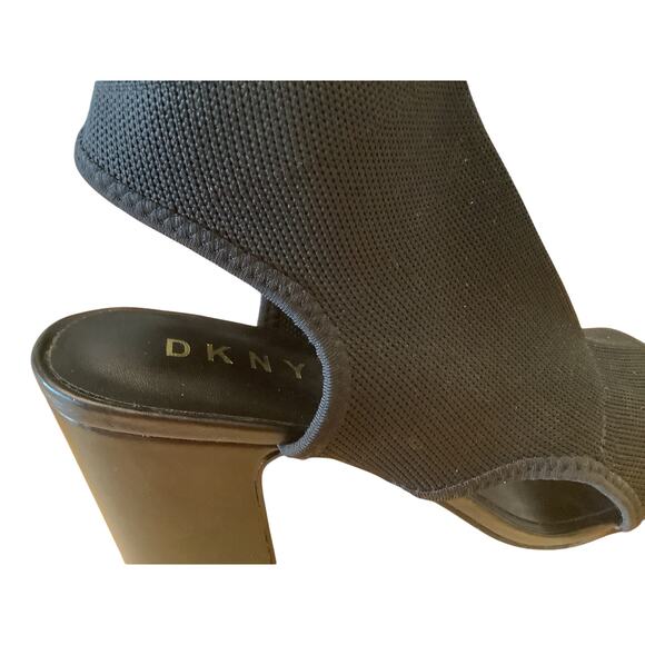 DKNY BLACK KNIT UPPER OPEN TOE & HEEL ANKLE BOOTIES 8-8.5 - Picture 8 of 8